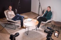 SI Gkeyforchange charlotteguy 01